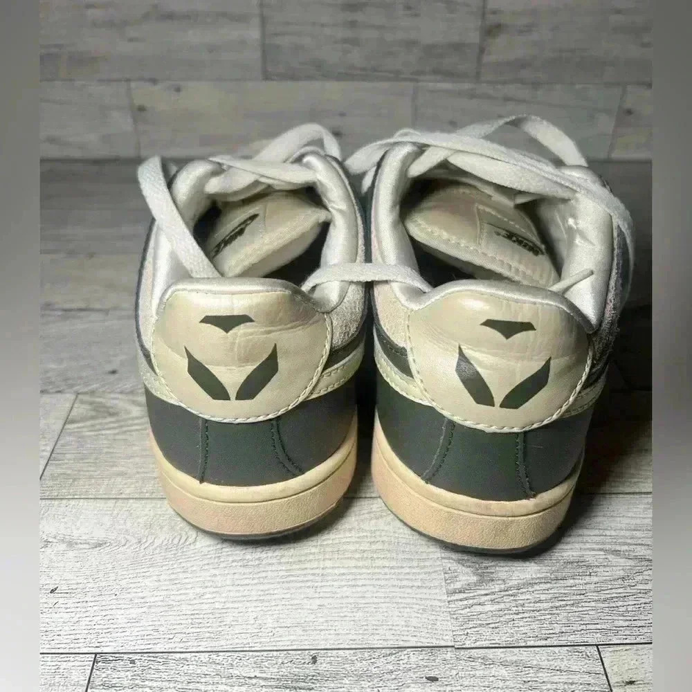Nike Kobe Zoom Air Low Top Sneakers
Youth Size 6.5Y (US) | - Picture 4 of 10
